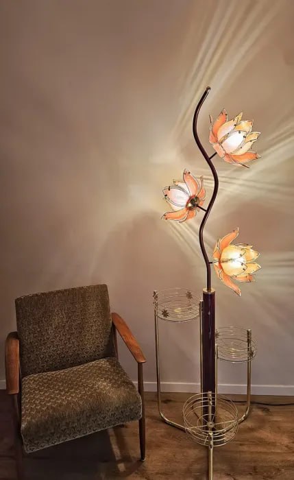 Vintage Lotus Lamp thumbnail 2